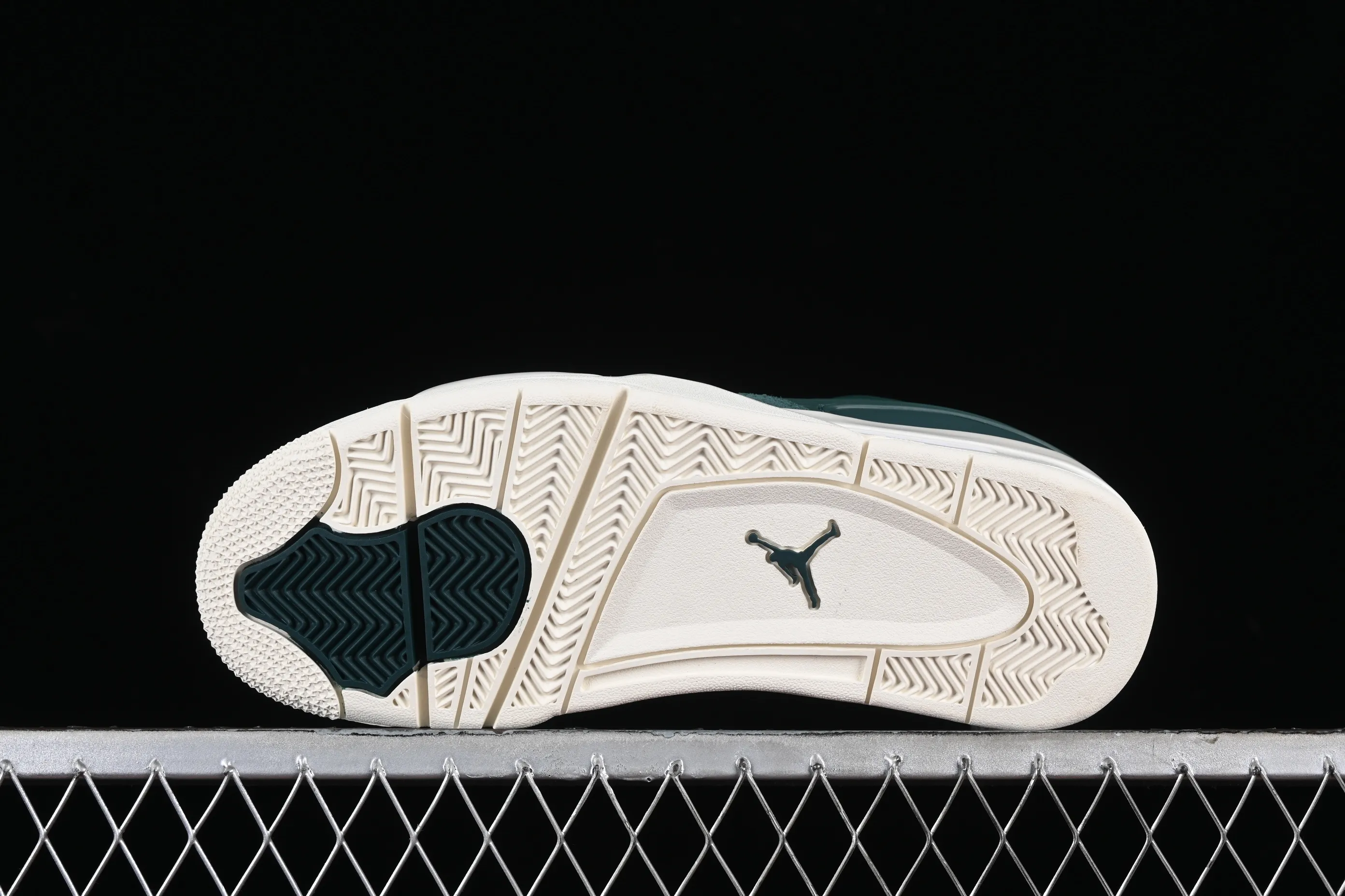 All categories Air Jordan Jordan series basketball shoes Air Jordan 4 Air Jordan 4 "Remastered" AJ4 Joe 4 remake military green FQ7940-300